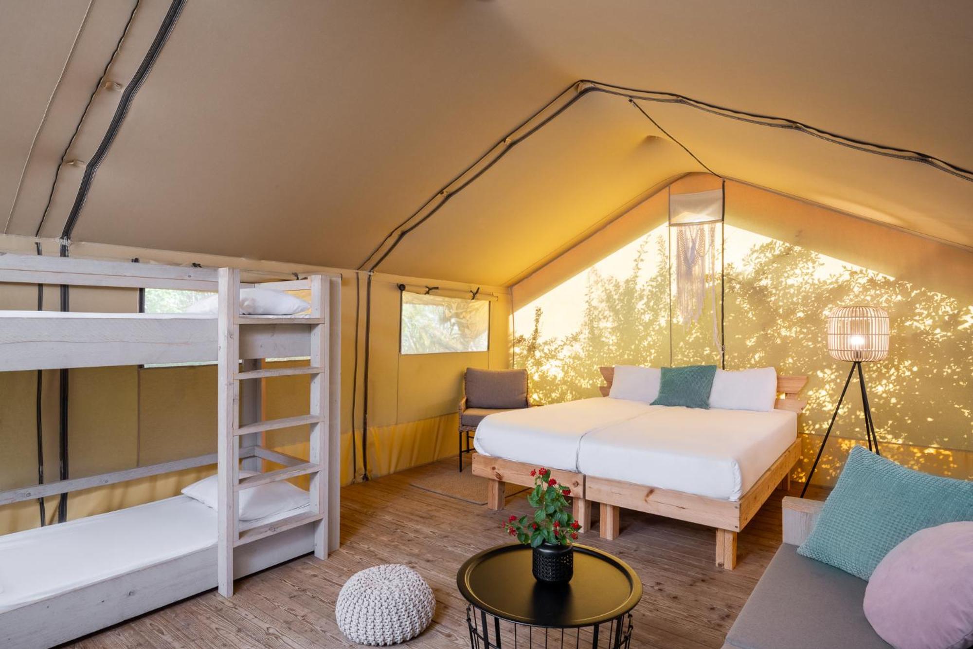 Hotel Layla Glamping Nir David Exterior foto